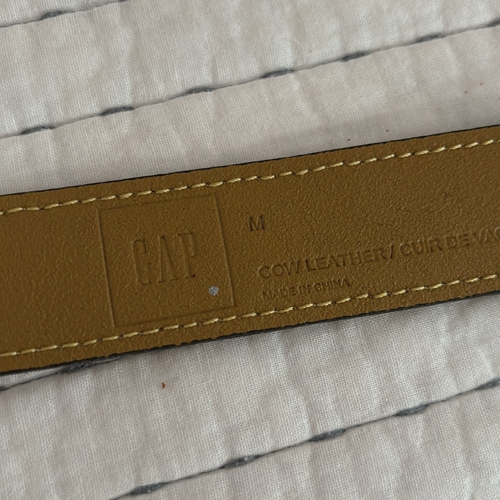 GAP Women’s Mustard Suede Belt preowned size M - Picture 5 of 5